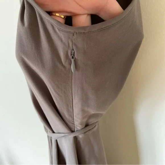 Molly Bracken Olive Midi Dress - Picture 6 of 10